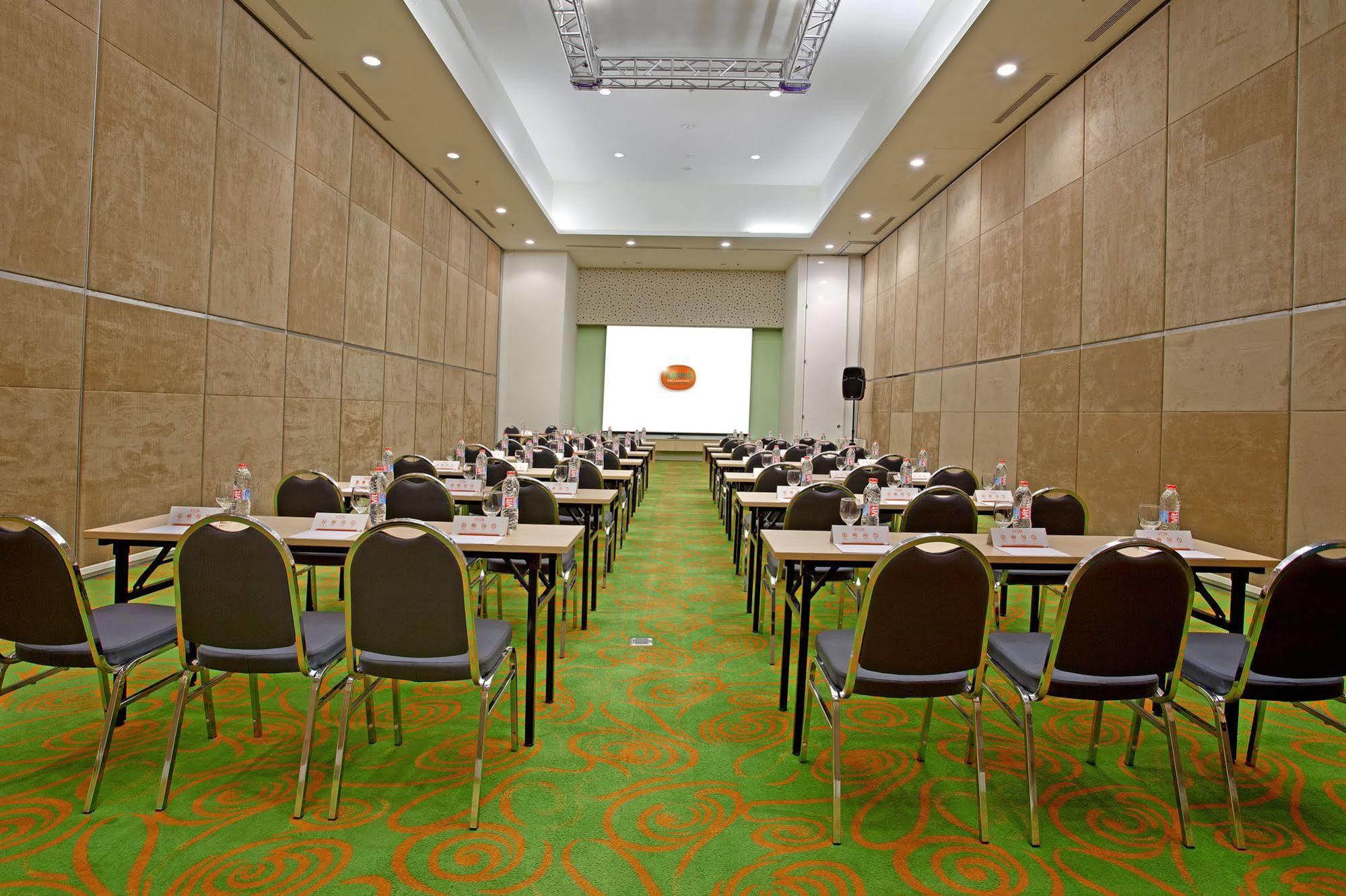 Harris Hotel And Conventions Kelapa Gading Dżakarta Zewnętrze zdjęcie