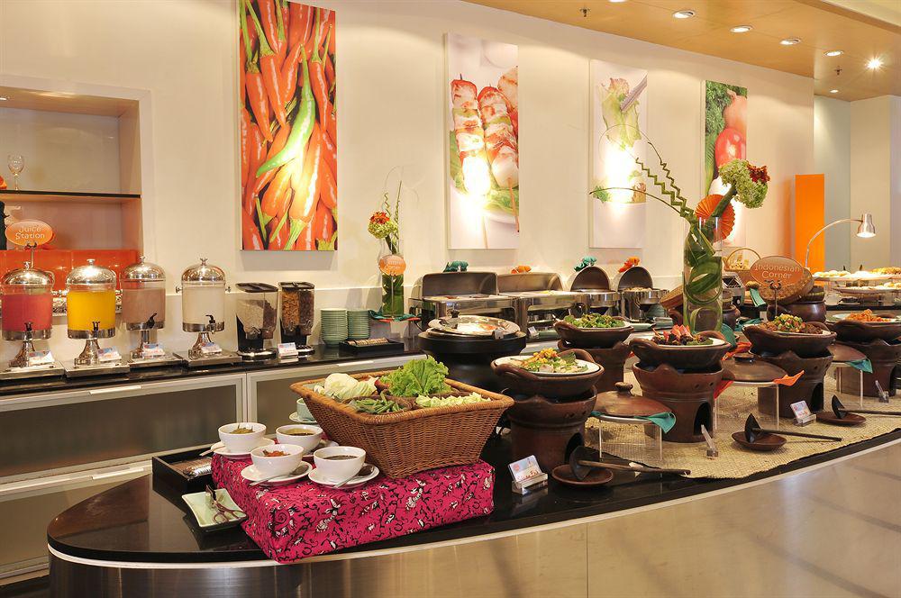 Harris Hotel And Conventions Kelapa Gading Dżakarta Zewnętrze zdjęcie
